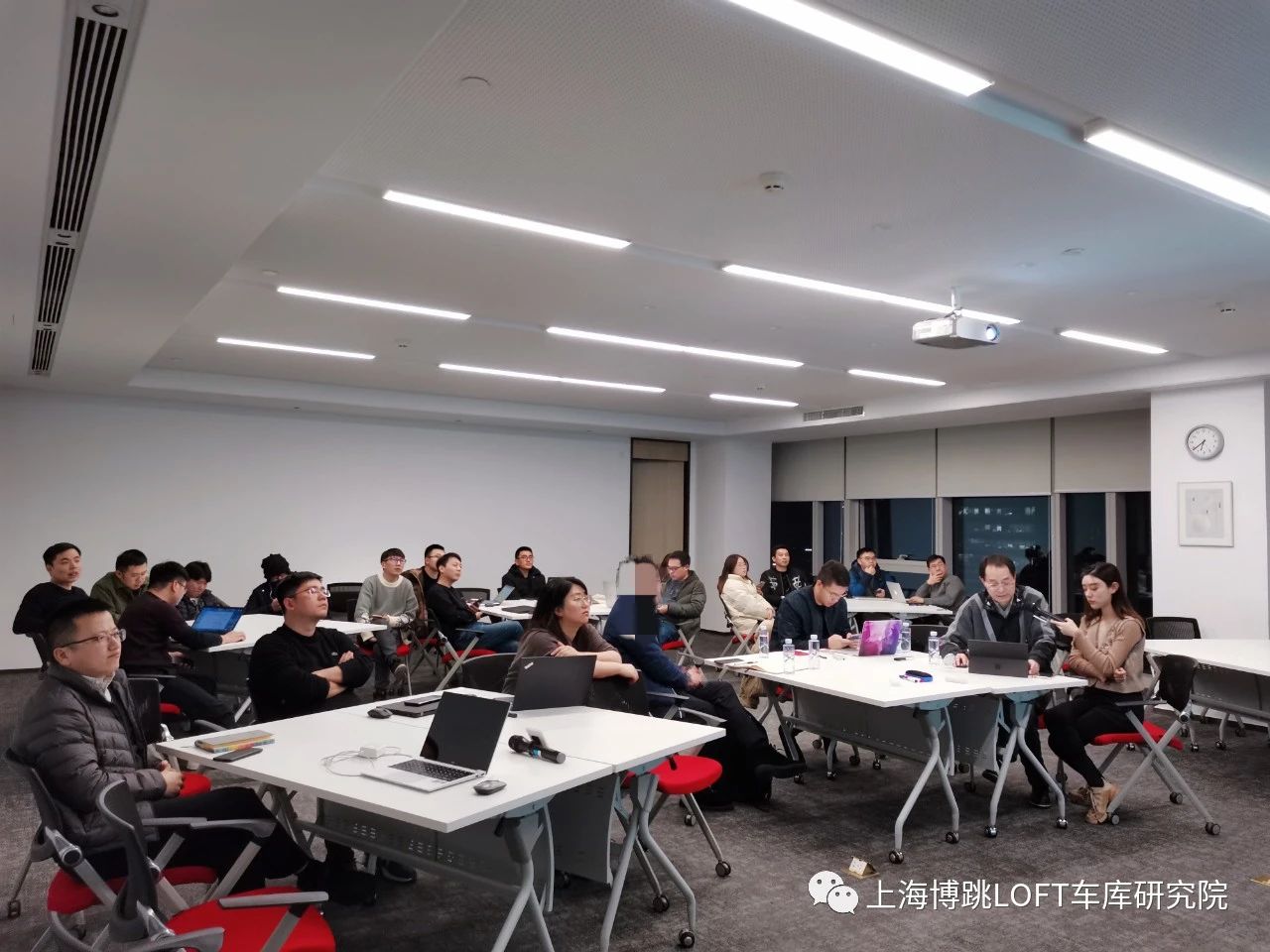 青浦杭州LOFT车库专题会